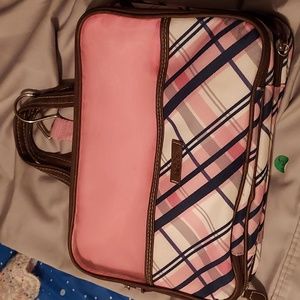 Large travel bag for personal items